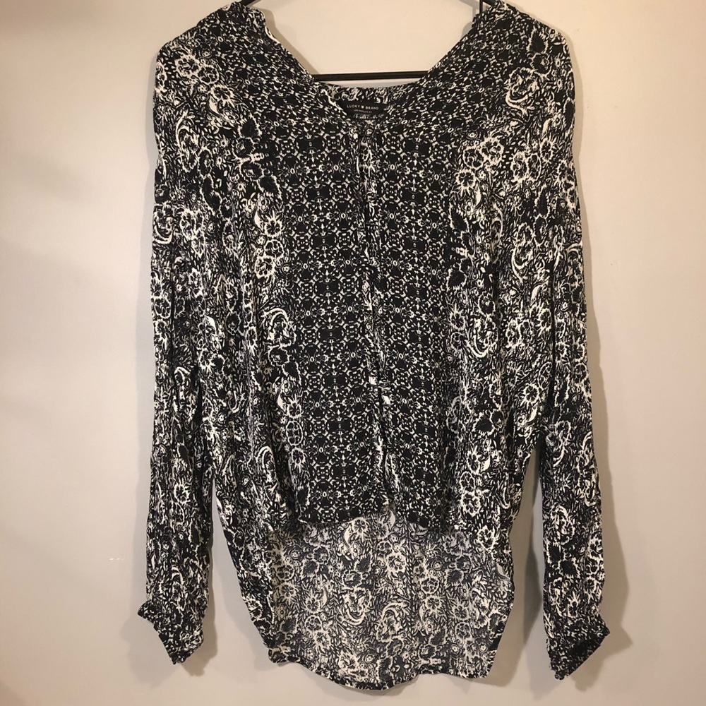 Lucky 🍀 Brand Button Up Blouse Top Size Medium